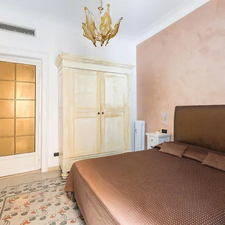 Couette-café Relais Calamatta 2*